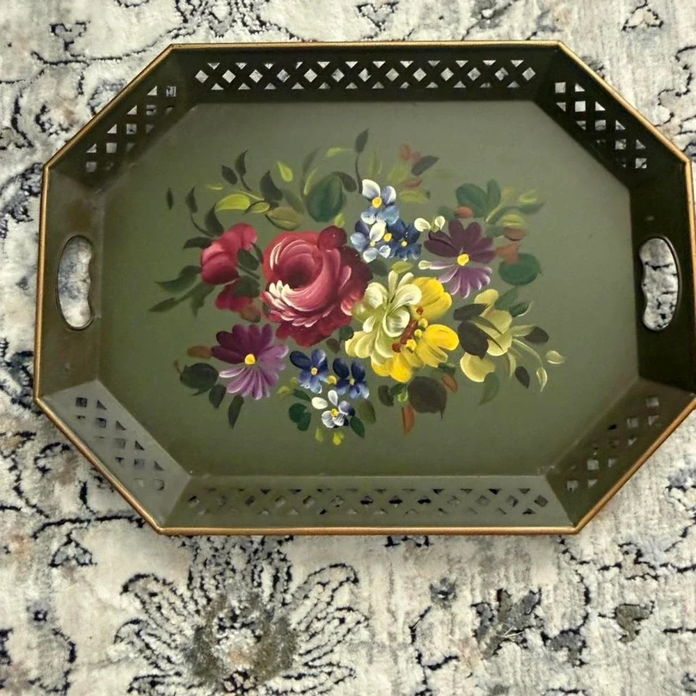 Vintage Nashco Green floral metal tray with handles
